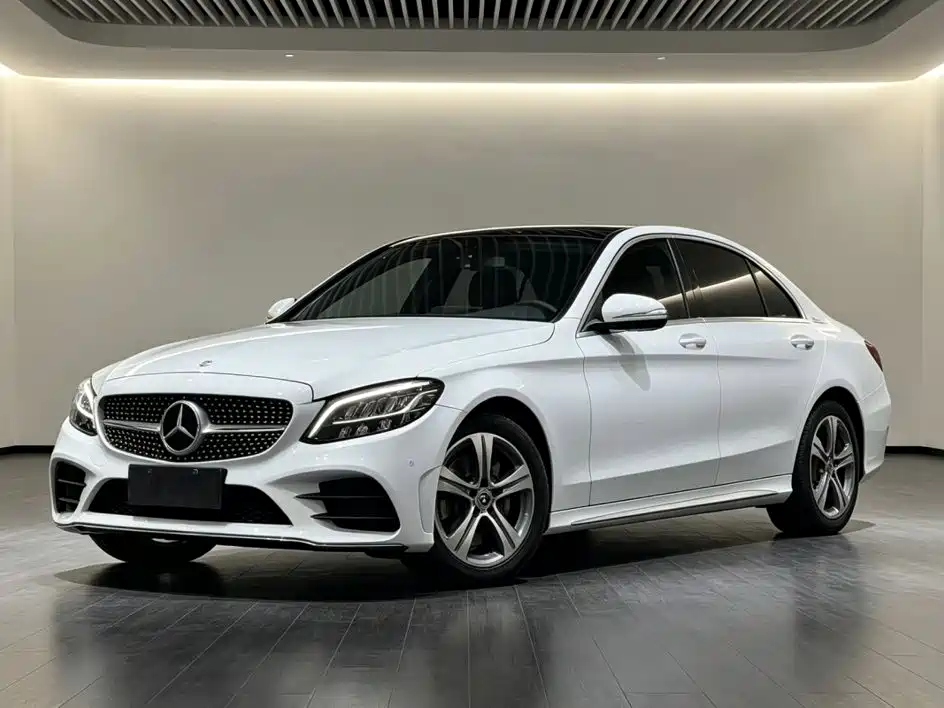 Mercedes-Benz C-Class 2020 — фото 1