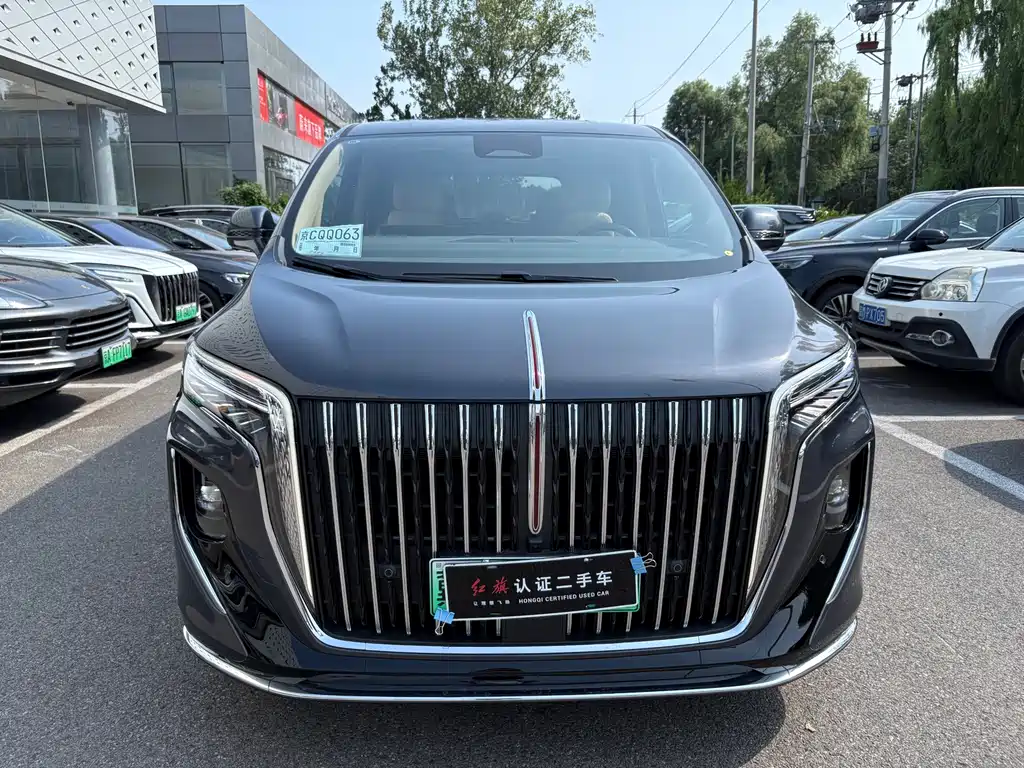 Hongqi HQ9 PHEV 2026 — фото 2