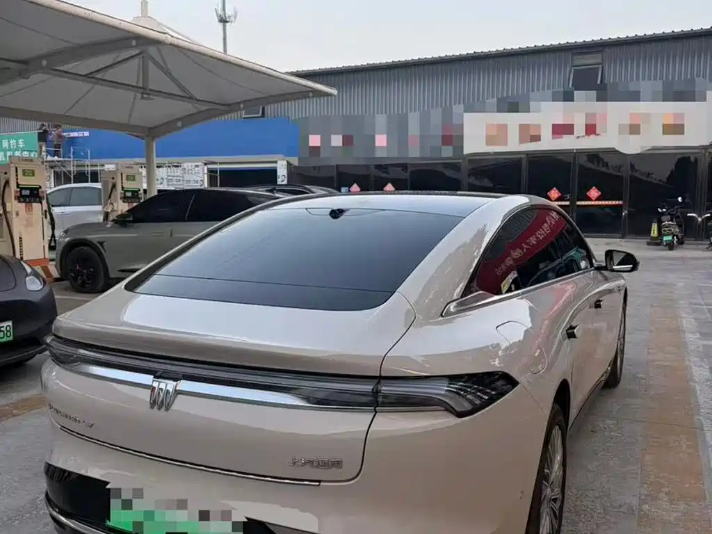 Buick Zhijing L7 2025 — фото 9