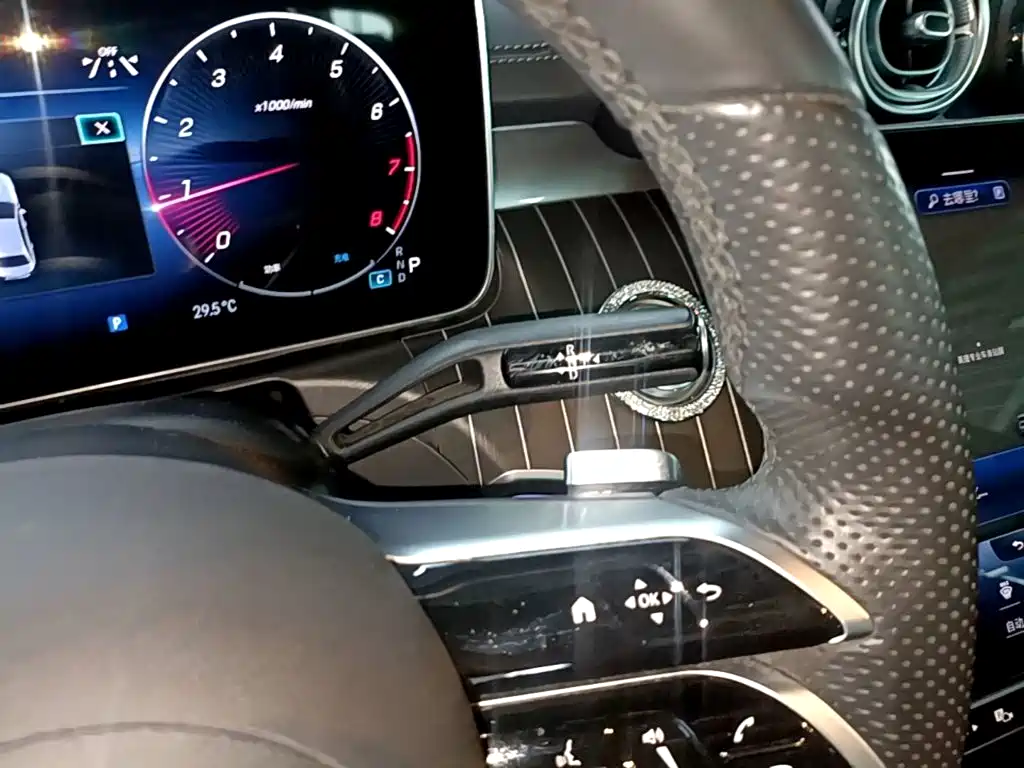 Mercedes-Benz C-Class 2022 — фото 14