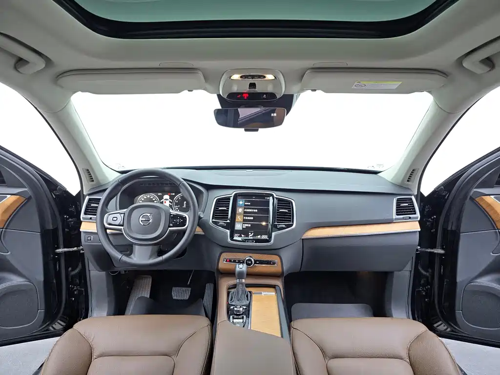 Volvo XC90 2020 — фото 16