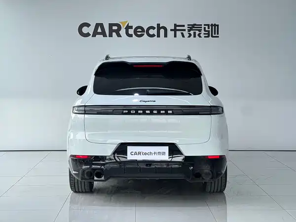 Porsche Cayenne 2011