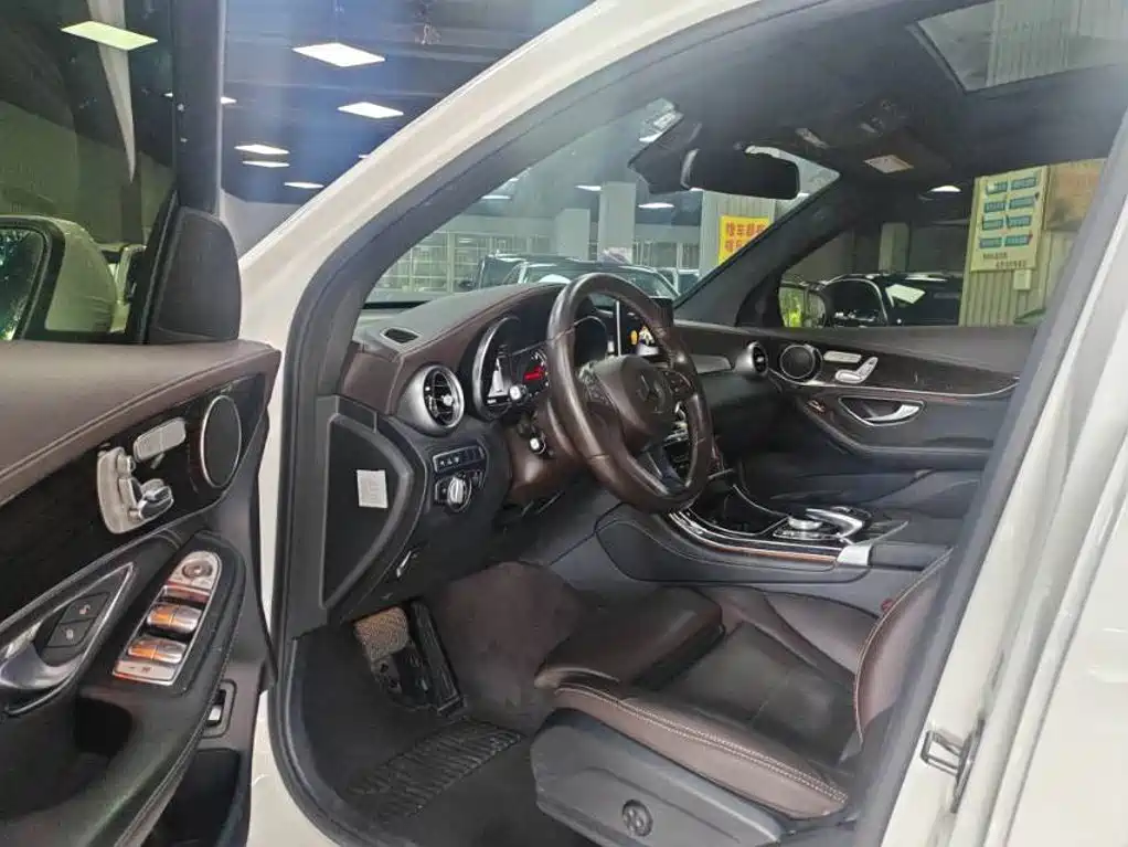 Mercedes-Benz GLC 2019