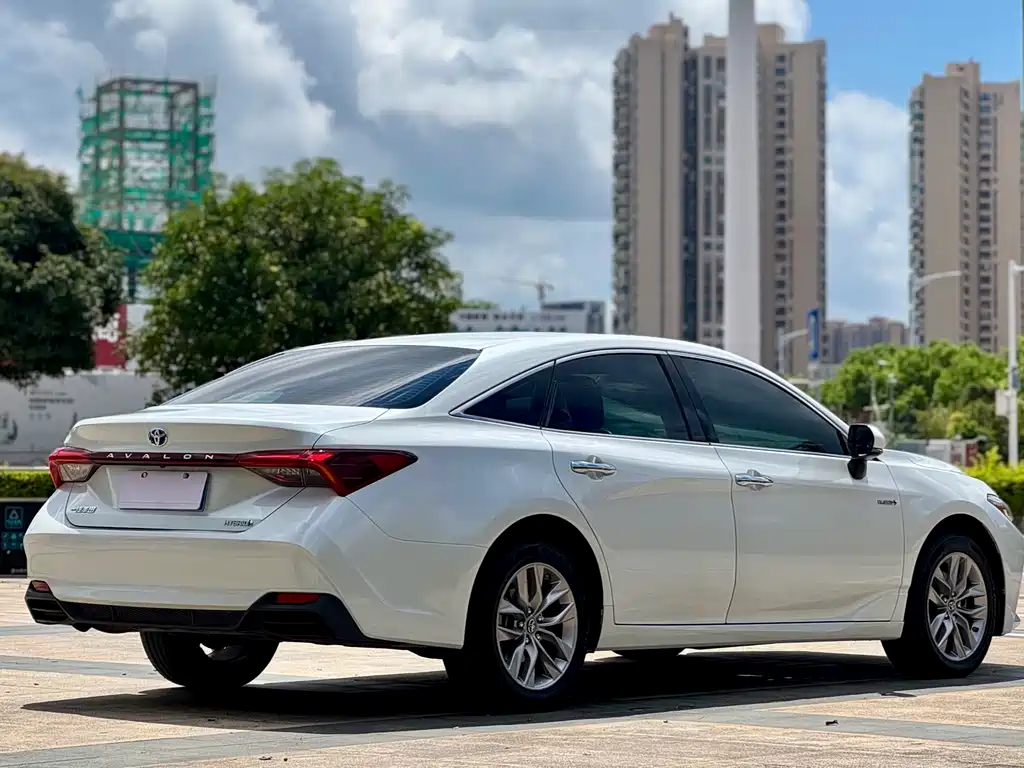 Toyota Avalon 2022 — фото 12