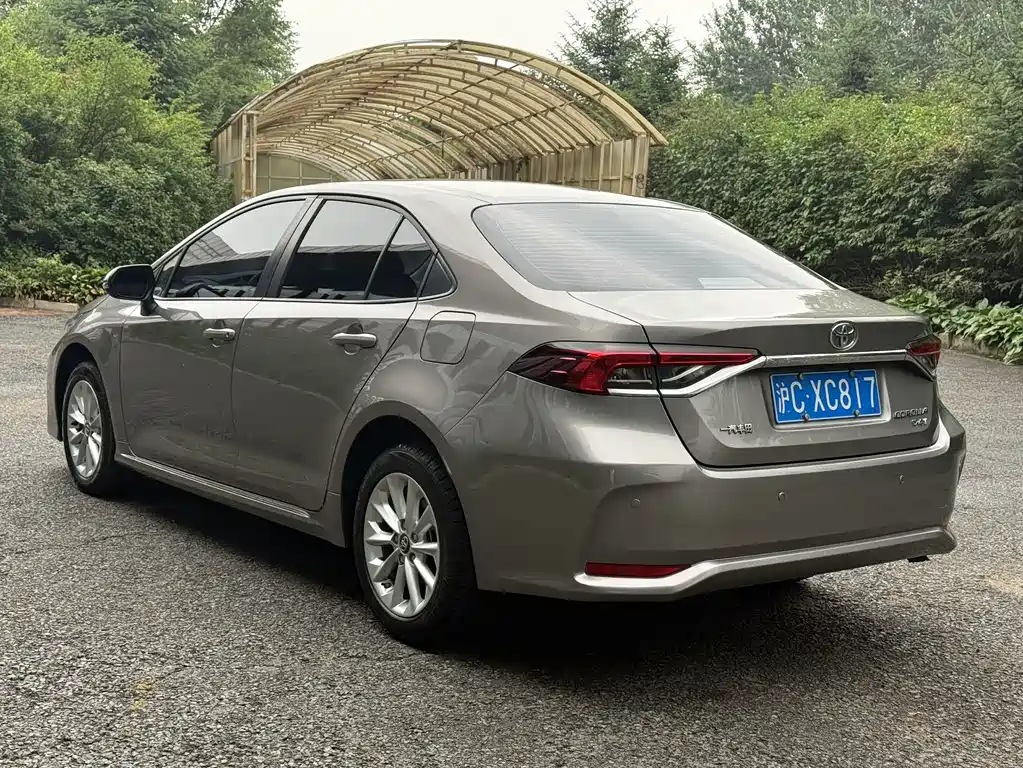 Toyota Corolla 2022 — фото 19