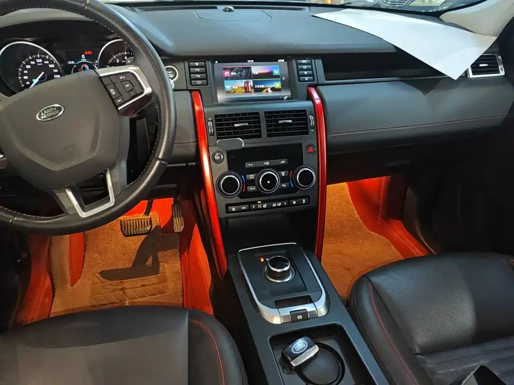 Land Rover Discovery Sport 2019 — фото 9