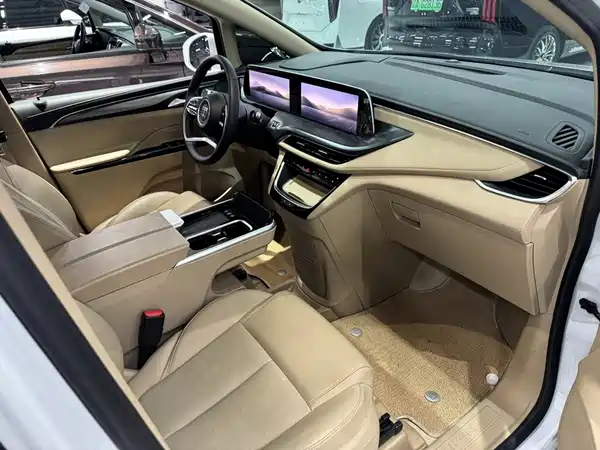Buick GL8 New Energy 2025
