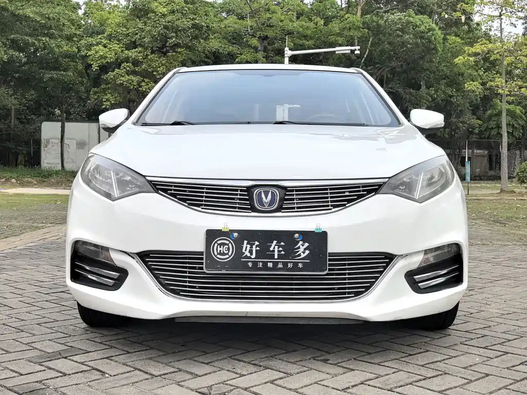 Changan Eado XT 2016 — фото 2
