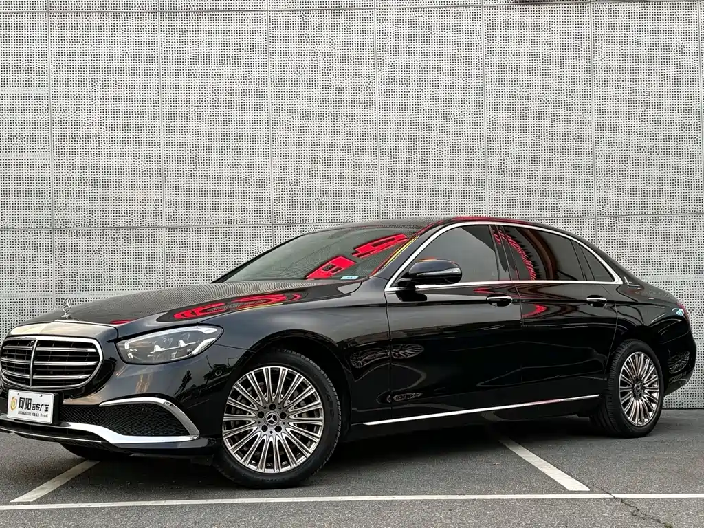 Mercedes-Benz E-Class 2023