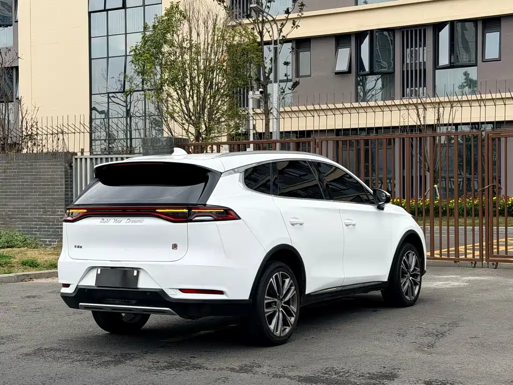 BYD Tang 2018 — фото 10