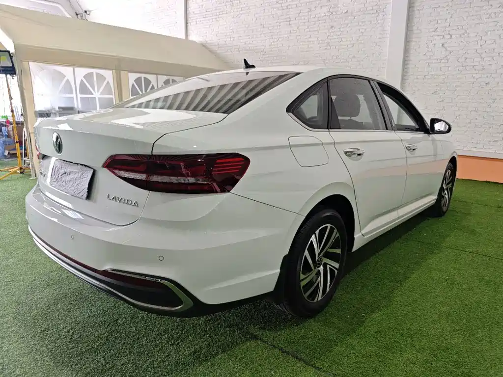 Volkswagen Lavida 2022