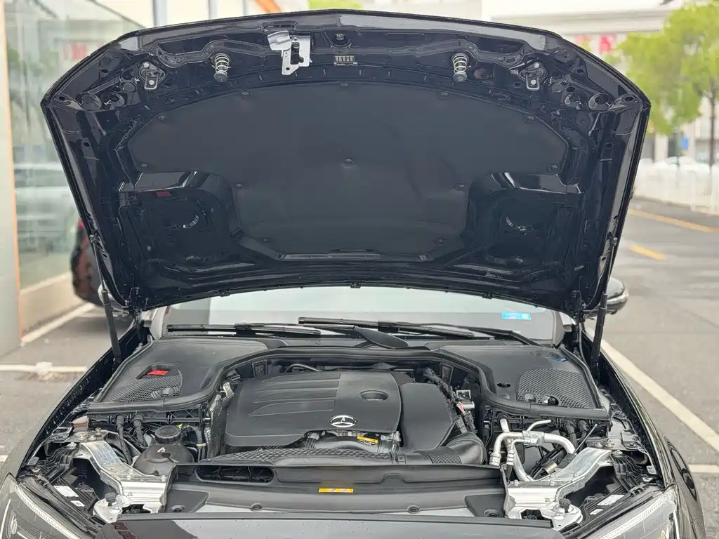 Mercedes-Benz E-Class 2023 — фото 48