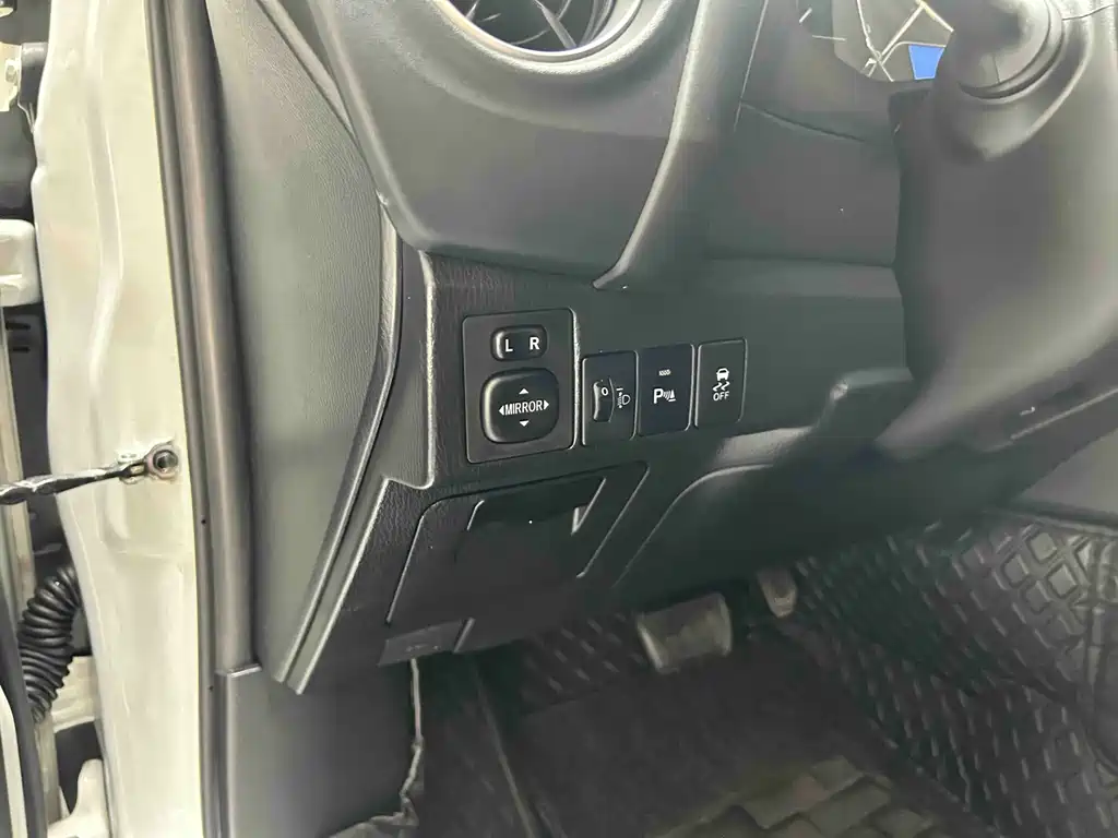 Toyota Levin 2018 — фото 13