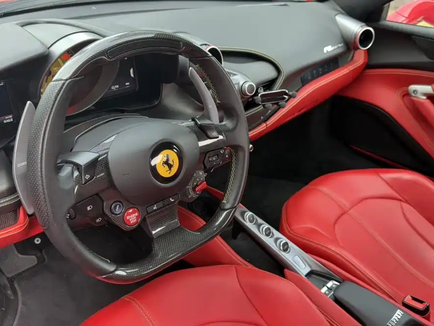 Ferrari F8 2022 — фото 9