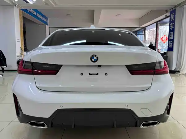 BMW 3 Series 2023