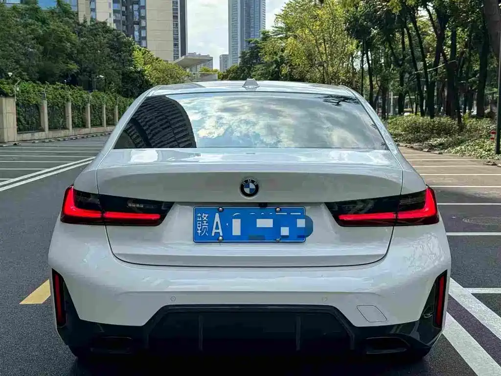 BMW 3 Series 2024