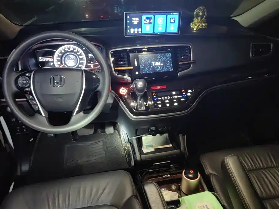 Honda Odyssey 2019 — фото 12