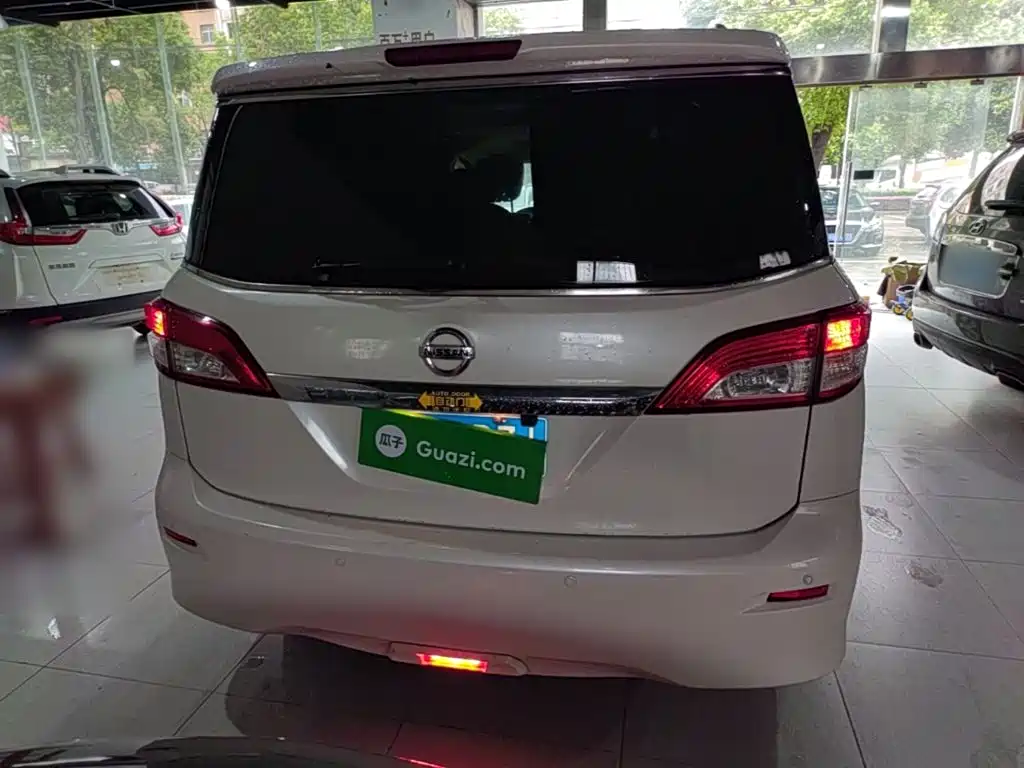 Nissan Quest 2017