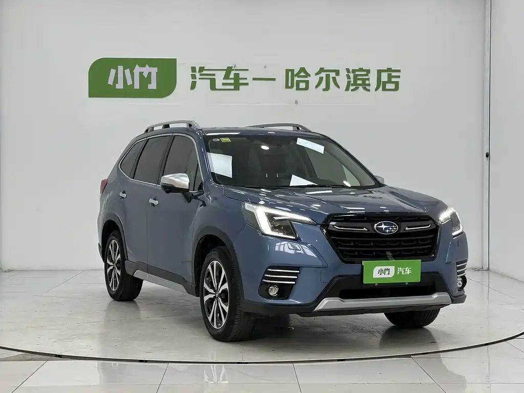 Subaru Forester 2022 — фото 3