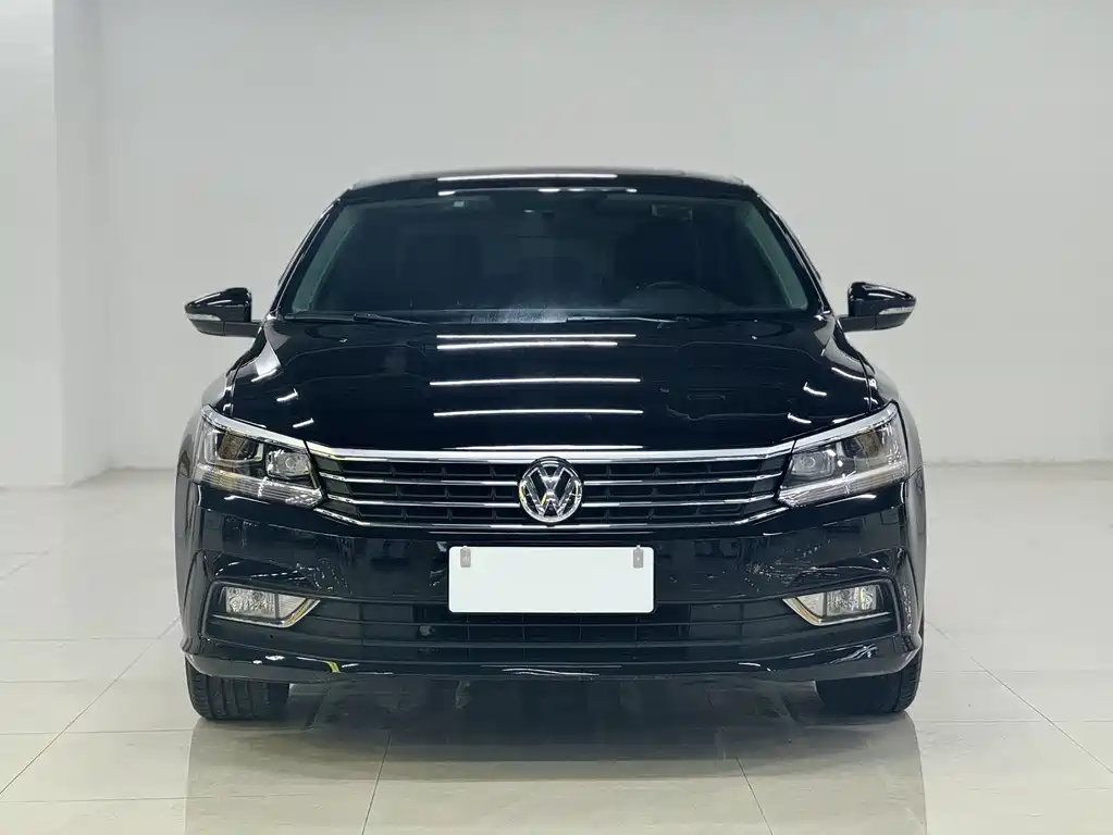 Volkswagen Passat 2019