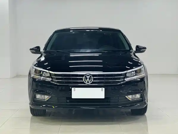 Volkswagen Passat 2019