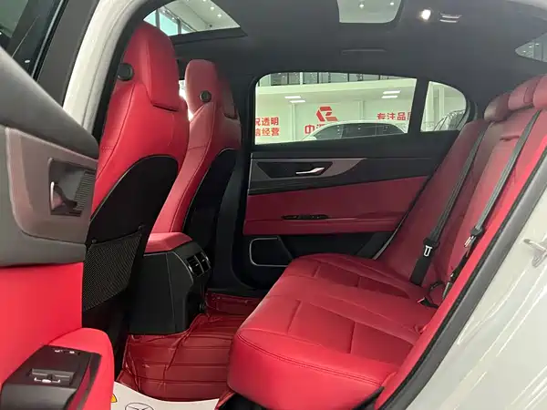 Jaguar XEL 2020