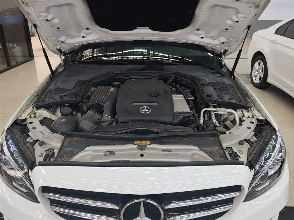 Mercedes-Benz C-Class 2017 — фото 16