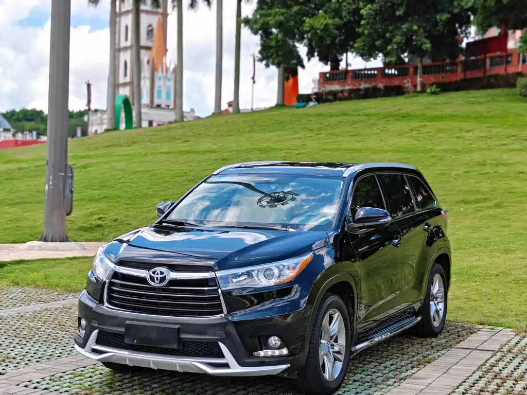Toyota Highlander 2016