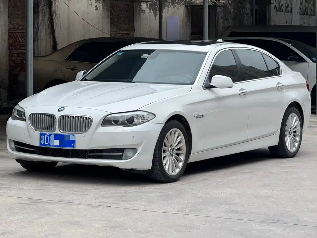 BMW 5 Series 2012