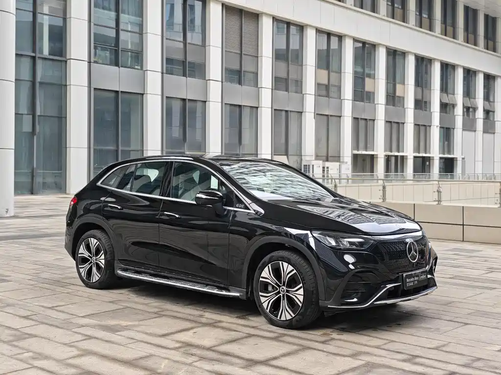 Mercedes-Benz EQE SUV 2025