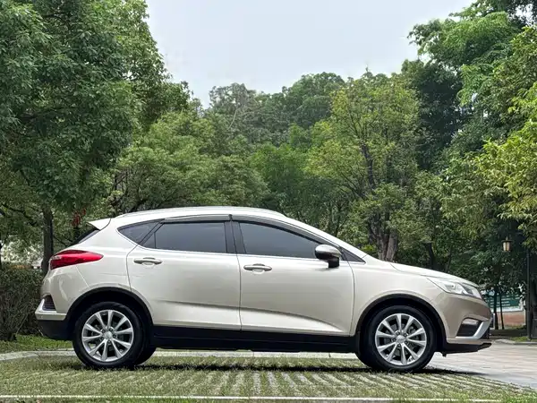 Geely Emgrand GS 2018
