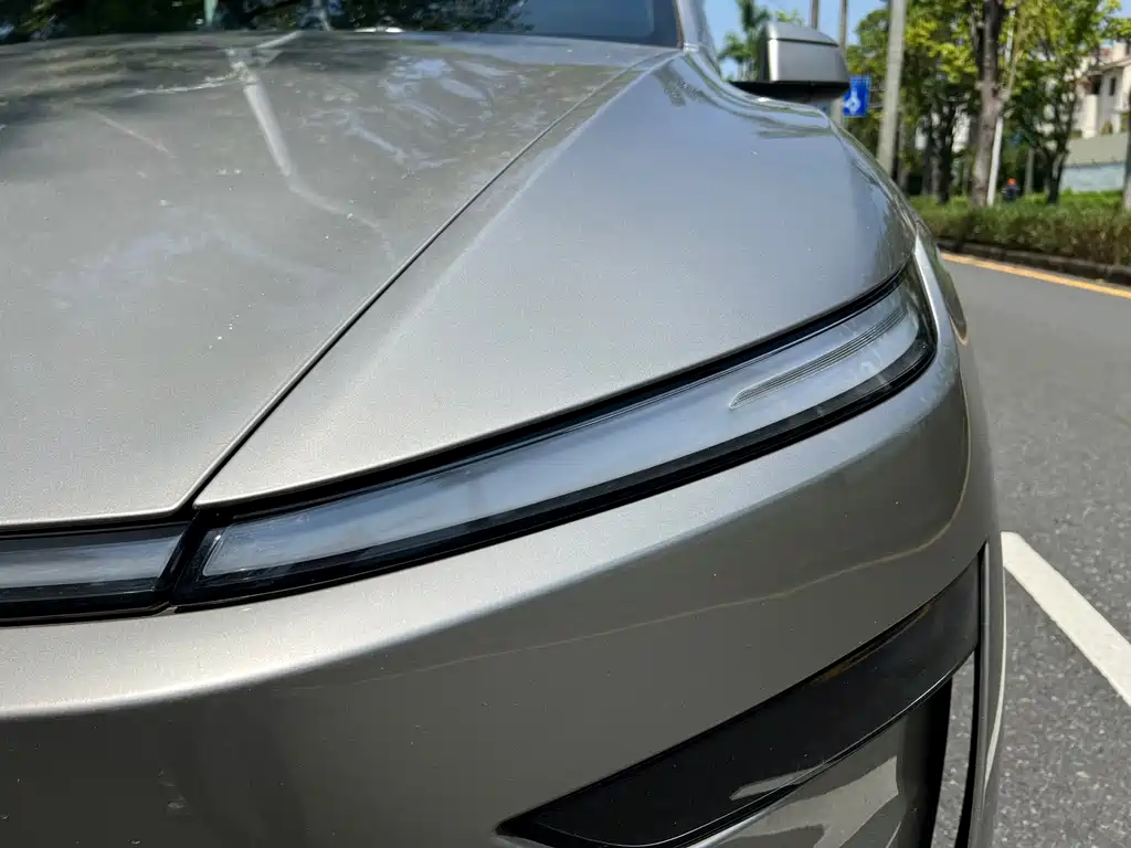 Tesla Model Y L 2025 — фото 16