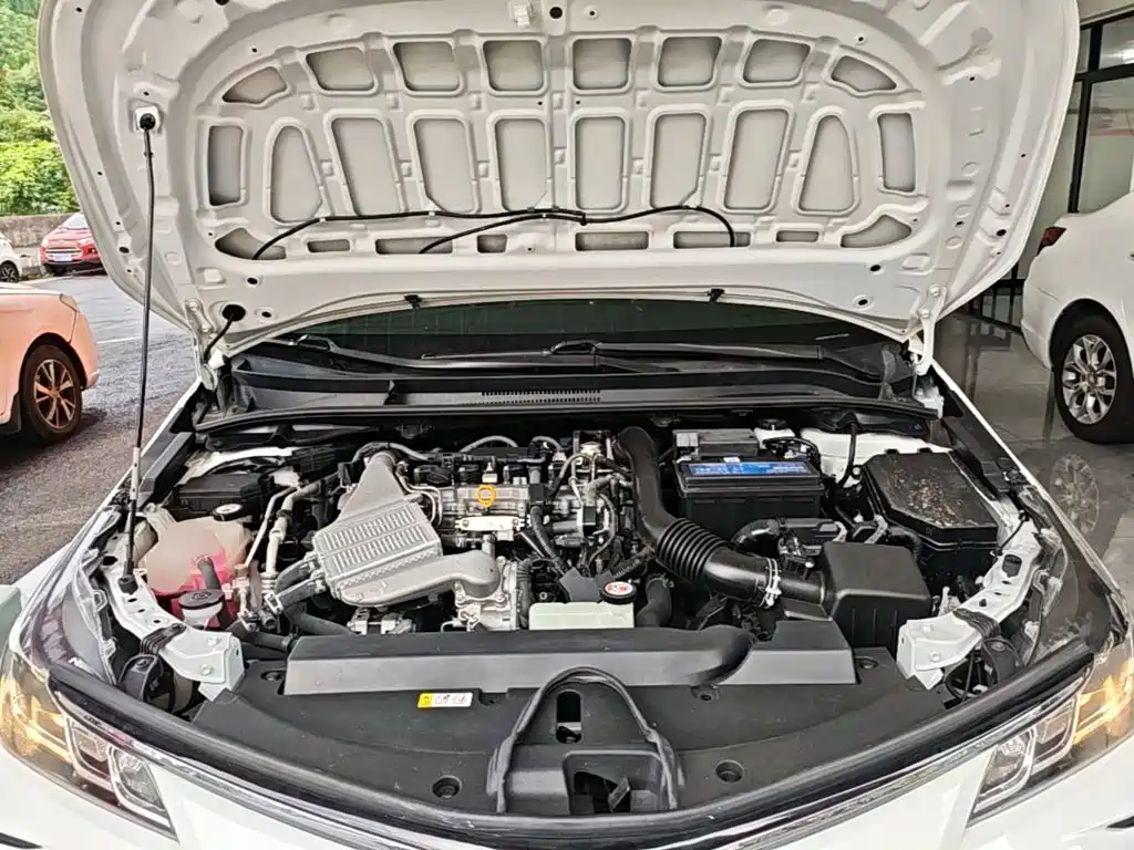 Toyota Corolla 2023 — фото 20