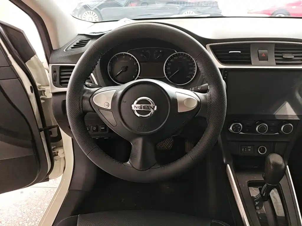 Nissan Sylphy 2021 — фото 11