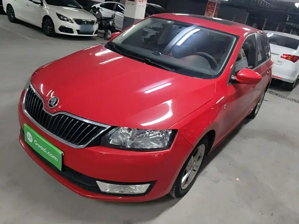 Skoda Rapid Spaceback 2015