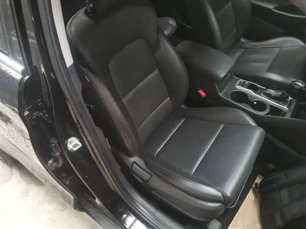 Hyundai Tucson 2018 — фото 25