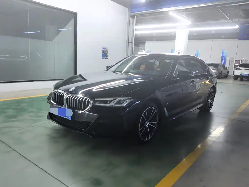 BMW 5 Series 2023