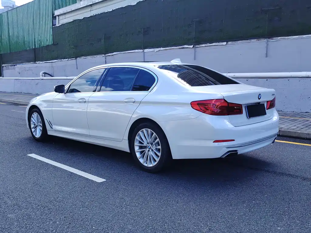 BMW 5 Series 2019