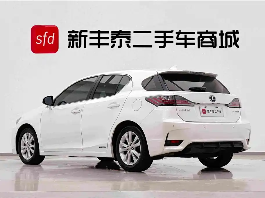 Lexus CT 2017