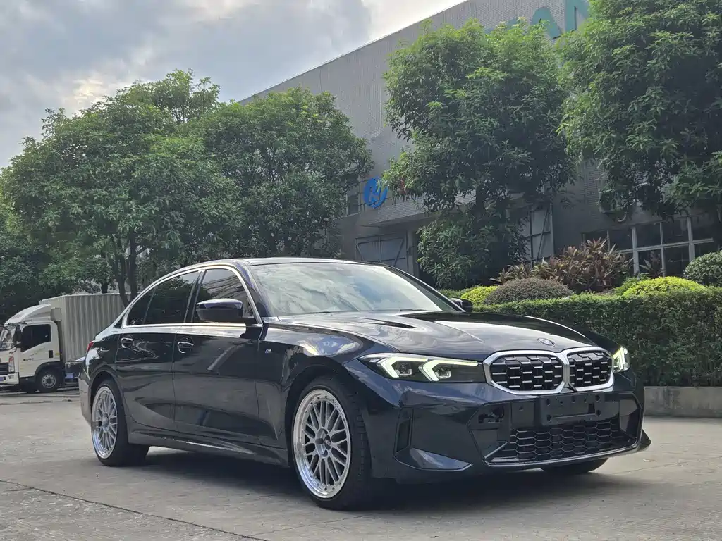 BMW 3 Series 2024
