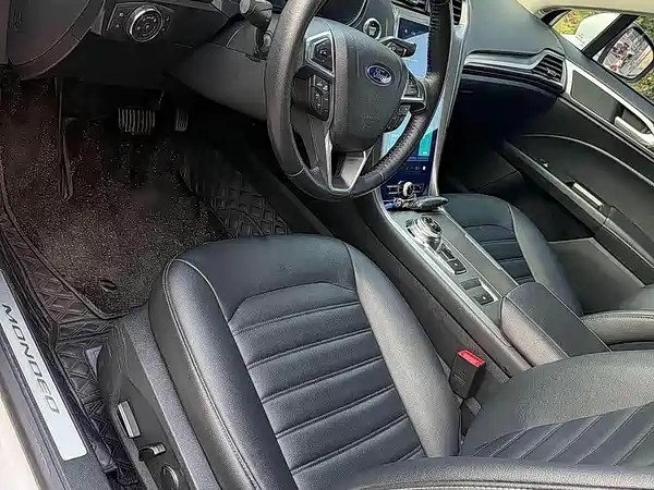 Ford Mondeo 2021
