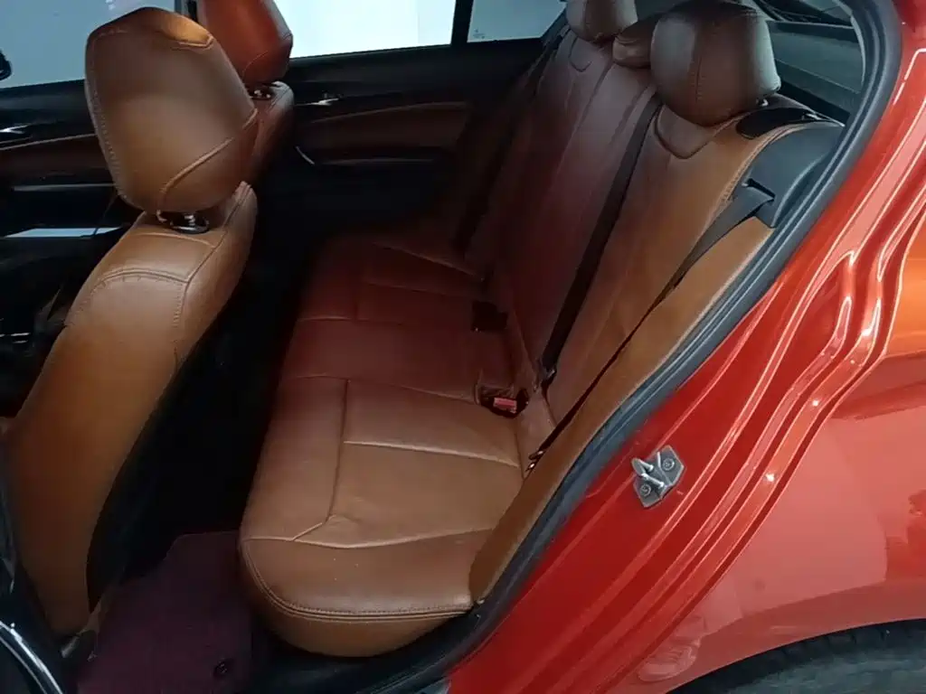 BMW 1 Series 2014 — фото 17