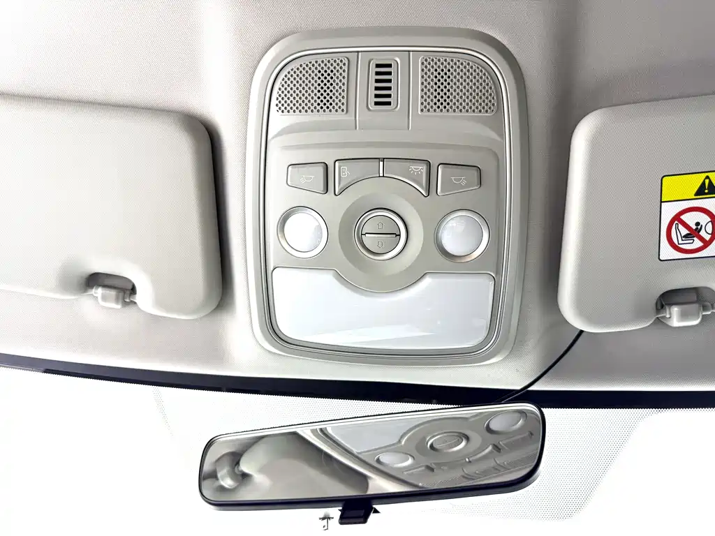 Haval M6 2022 — фото 16