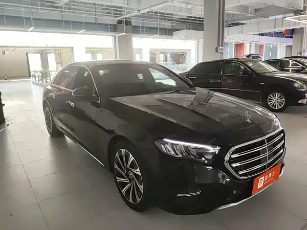 Mercedes-Benz E-Class 2024