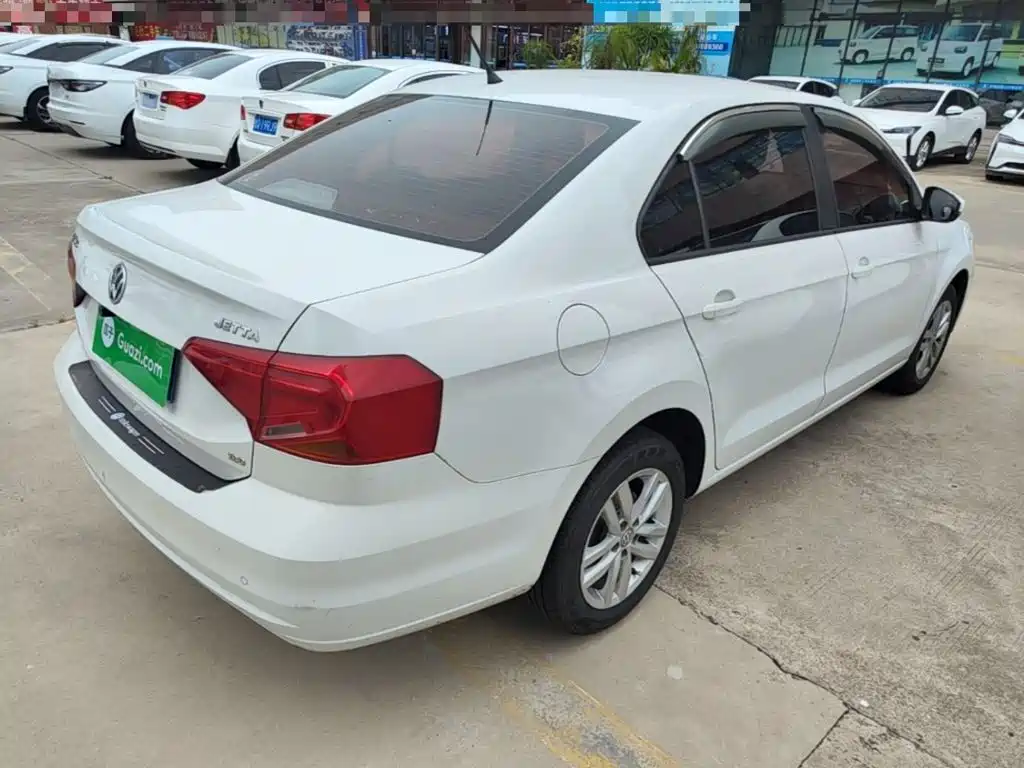 Volkswagen Jetta 2019