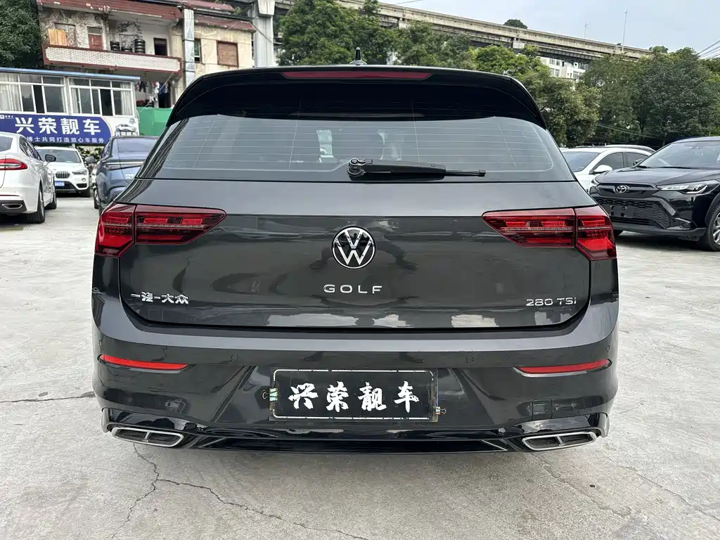 Volkswagen Golf 2022