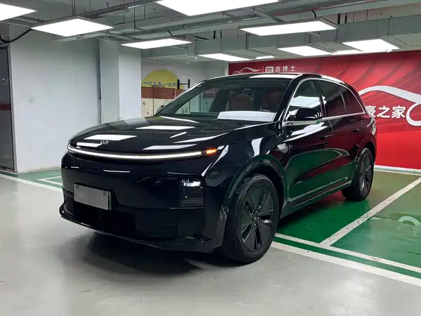 Li Auto L6 2024