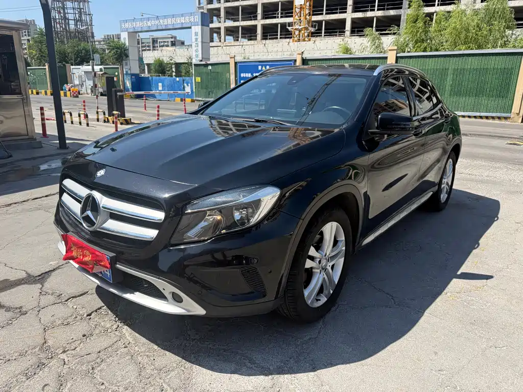 Mercedes-Benz GLA 2016 — фото 1
