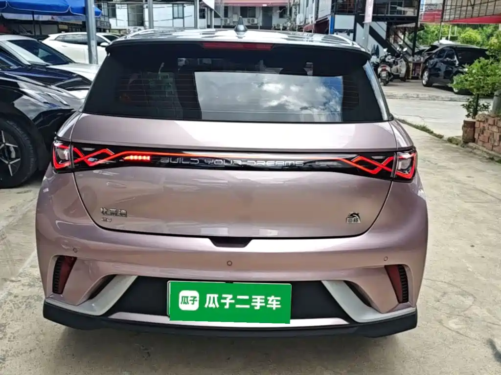 BYD Dolphin 2023