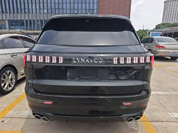 Lynk & Co 09 EM-P 2023